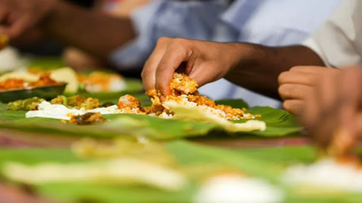 Rediscovering Tradition: The Beauty and Wisdom of Eating with Your Hands